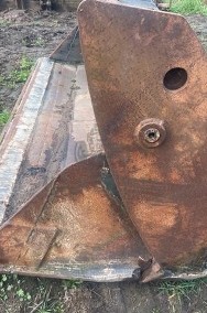 Komatsu WB - Łyźka Przednia-2