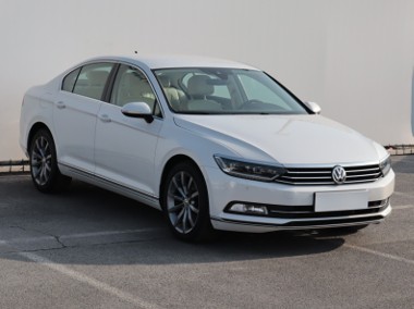 Volkswagen Passat B8 , Salon Polska, Serwis ASO, Skóra, Navi, Klimatronic,-1