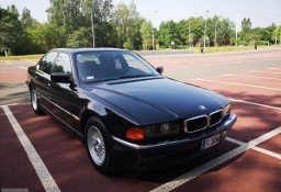 BMW SERIA 7 III (E38) 740i V8