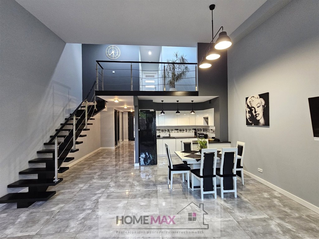 Nowoczesny, 2- poziomowy loft z ogródkiem!