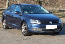 Volkswagen Jetta VI , Salon Polska, Serwis ASO, Skóra, Klimatronic, Tempomat,