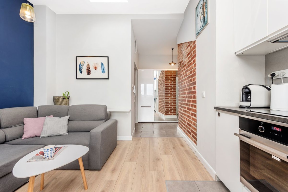 Na Starym Mieście: 36 m² w odnowionej kamienicy - Widok 6