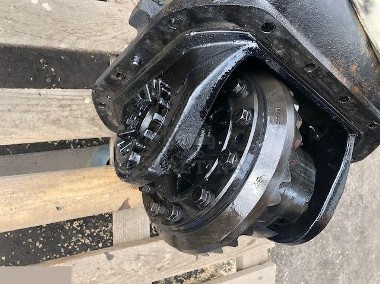 JCB 530-70 - Wkład Mostu [Atak/Talerz 8x35]-1