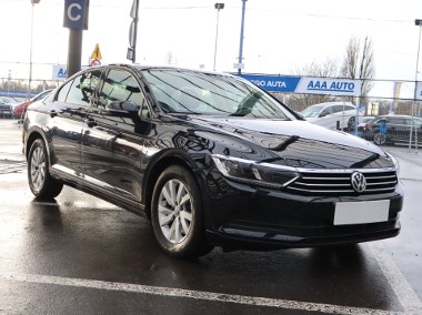 Volkswagen Passat B8 , Salon Polska, Serwis ASO, Navi, Klimatronic, Tempomat,-1