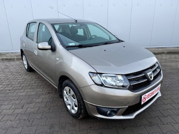 kupiony w POLSKIM salonie, pieknie utrzymany ! ! !