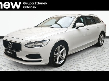 Volvo V90 II D3 Momentum aut-1