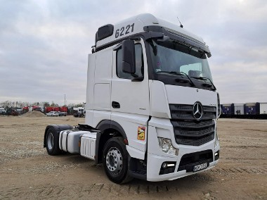 Mercedes-Benz Actros-1