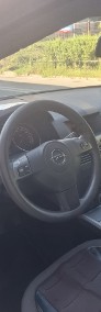 Mam na sprzedaż mój prywatny samochód Opel Astra GTC z 2005 r-4