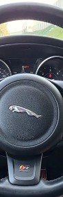 Jaguar F-Pace-4