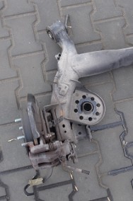 KIA RIO IV BELKA TYLNA ZAWIESZENIA OŚ NA TARCZE 2017--2