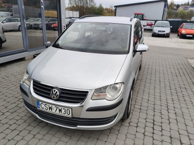 Volkswagen Touran-1