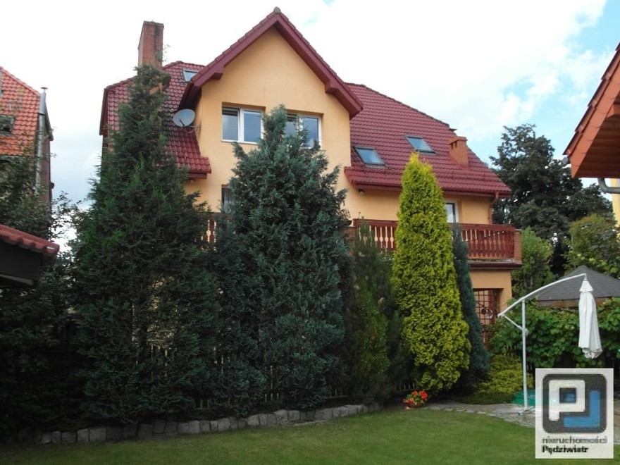 Dom Jelenia Góra Sobieszów