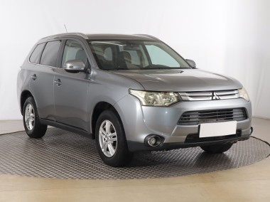 Mitsubishi Outlander III , 7 miejsc, Klimatronic, Tempomat-1