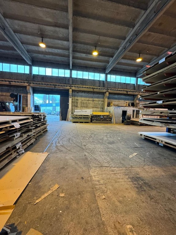 Magazyn 777 m² suwnica 5t | TIR | Targówek Przemysłowy - Widok 2