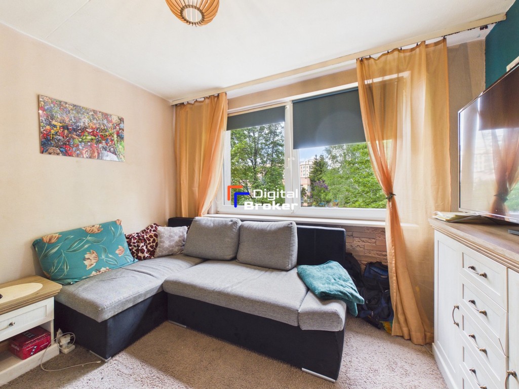 * 3/4 pokoje * 79 m² * balkon * piwnica * do remontu * - Widok 6