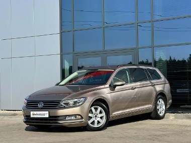 Volkswagen Passat B8 Łopatki, Climatronic x3, Grzane fotele+kierownica Masaż Navi GWARANC-1