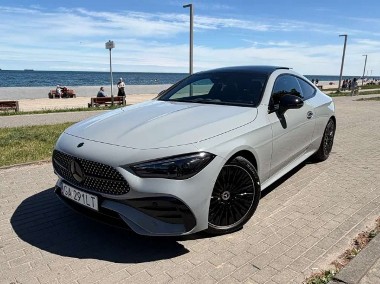 Mercedes-Benz-1