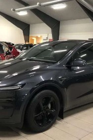 Tesla Model Y-2