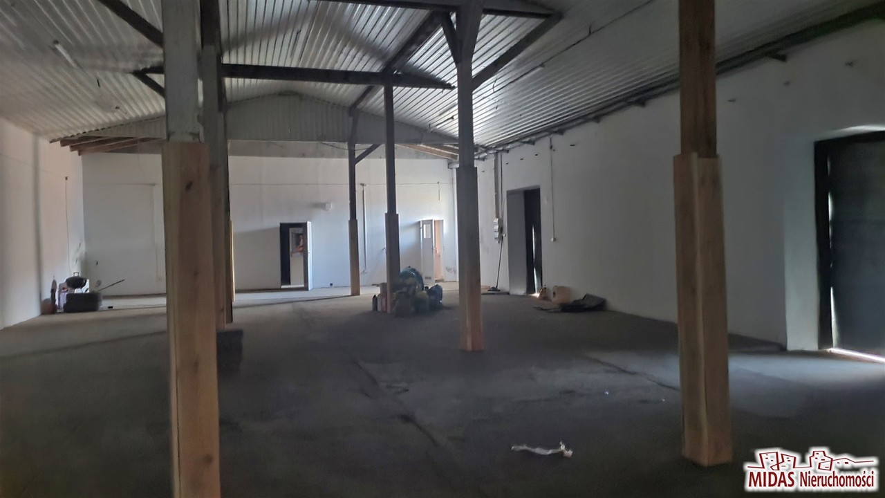 425 m² lokal handlowo-usługowy,hala w samym Centrum – pohled 6