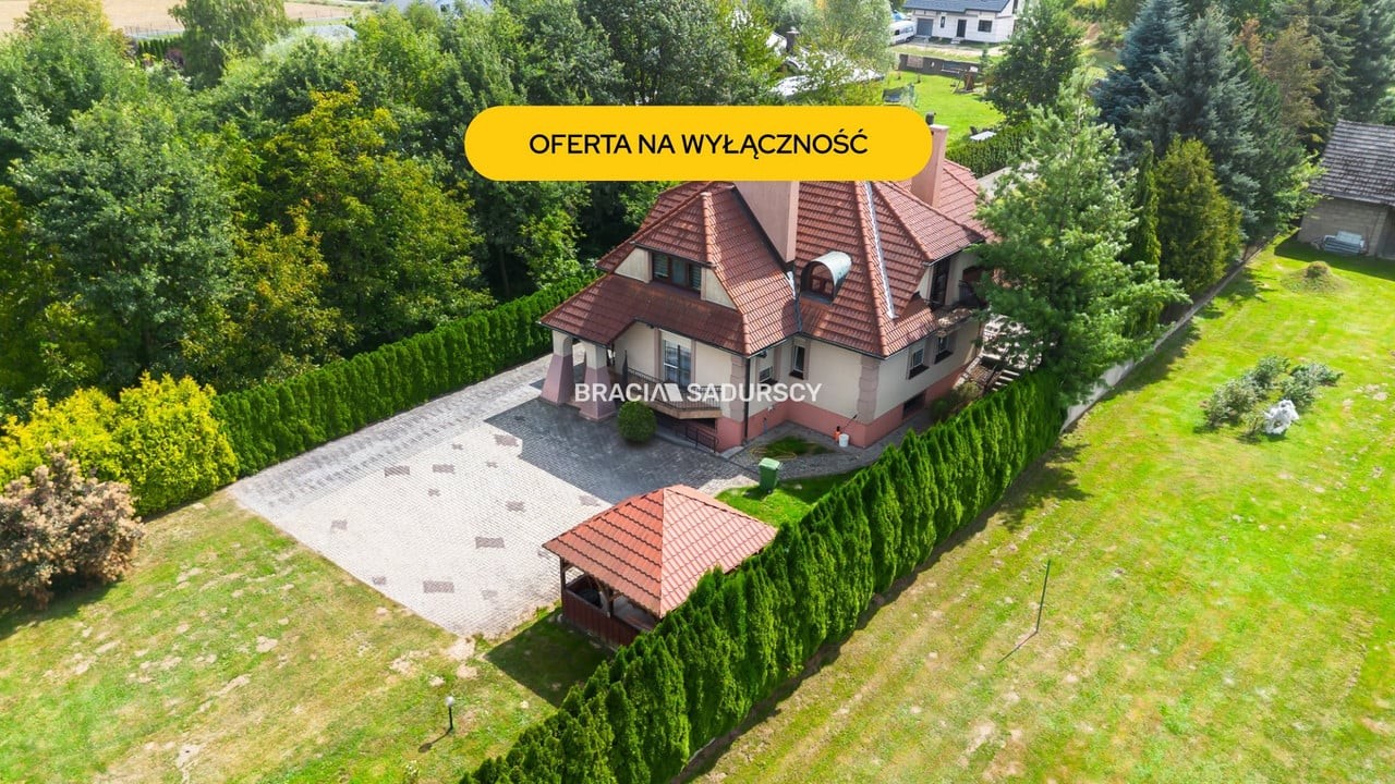 Dom na sprzedaż, 8 pokoi, 270 m², Jadowniki