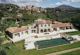 Lokal Châteauneuf-Grasse