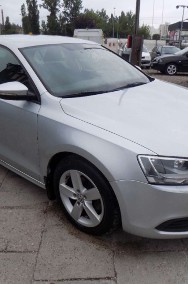 Volkswagen Jetta VI-2
