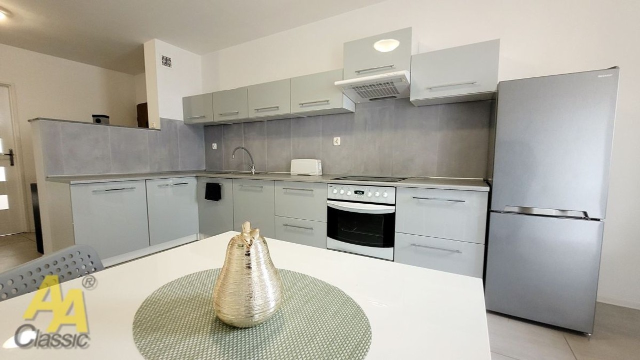 Mieszkanie na wynajem, 65 m² Nowe Miasto, Polanka