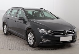 Volkswagen Passat B8 , Salon Polska, Navi, Klimatronic, Tempomat, Parktronic