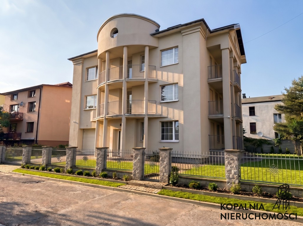 Rezydencja w sercu Sosnowca / 12 pokoi / 600m2 PUM