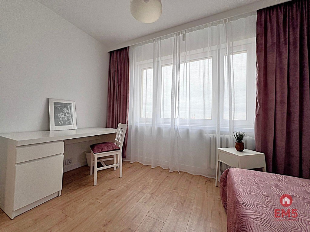 Mieszkanie do wynajęcia, 70 m² Piaski, Legionowa