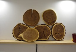 Plaster drewna, taca ozdobna (akacja, dąb),deska do serwowania potraw.