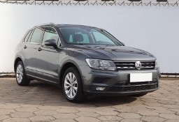 Volkswagen Tiguan , DSG, Navi, Klimatronic, Tempomat, Parktronic,