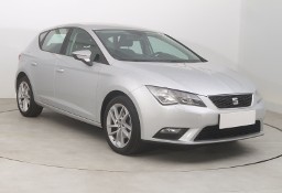 SEAT Leon III , Klimatronic, Tempomat, Parktronic, Podgrzewane siedzienia