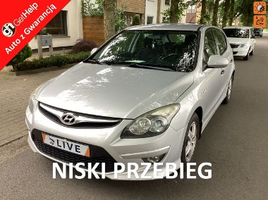 Hyundai i30 II Niezawodna i mocna benzyna/Klimatyzacja/Isofix/Alufelgi/Niski przebi-1