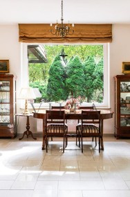 <p>Dom w Stylu Dworkowym na pograniczu Podkowy Leśnej</p>-2