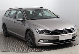 Volkswagen Passat B8 , Skóra, Navi, Klima, Tempomat