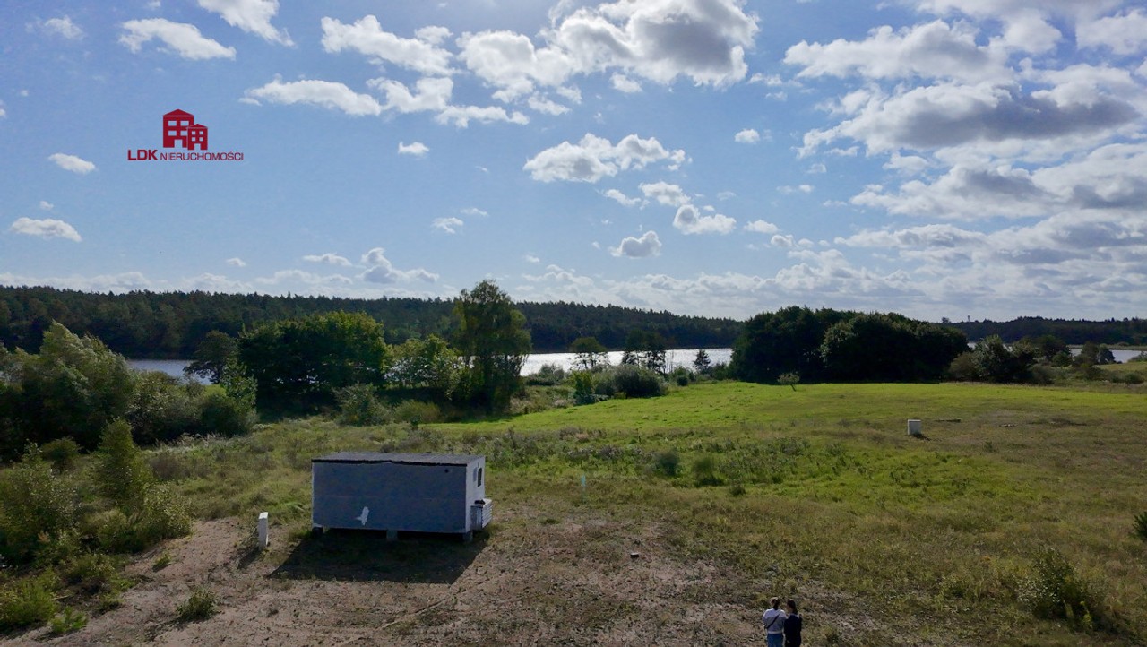 Widok, który zachwyca – działka nad Jeziorem, starogardzki