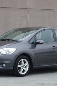 Toyota Auris I-2