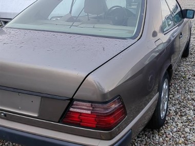 Mercedes 124 coupe 3.0-1