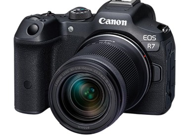 Canon EOS R7 Mirrorless Digital Camera with RF-S 18-150mm f3.5-6-1