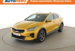 Kia Xceed klima auto półskóra grzane fotele i kierownica navi kamera i czujnik