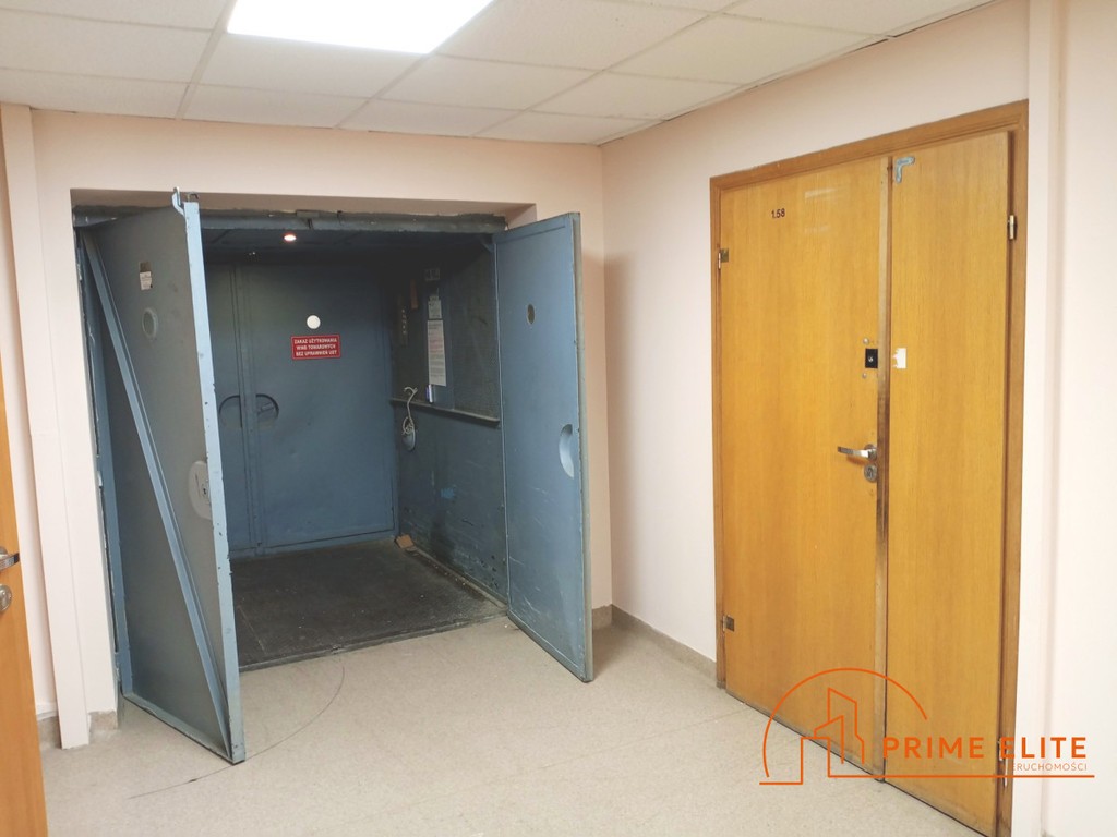 Magazyn 140 m² / Żerań - Widok 2