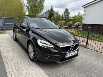 2.0 D2 Diesel Full LED Skóra Navi Alu Tempomat PDC Klimatronik