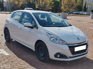 Peugeot 208-1