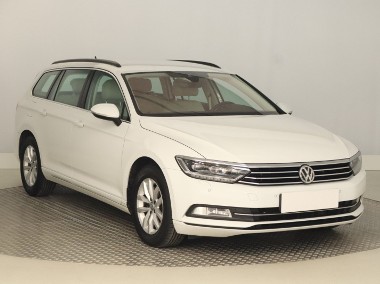 Volkswagen Passat B8 , Salon Polska, Serwis ASO, Navi, Klimatronic, Tempomat,-1