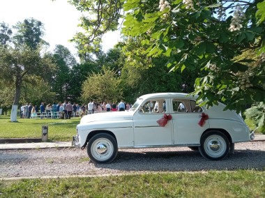 Przepiękna biała Warszawa M20 z 1956 r auto do ślubu samochód na wesele-1
