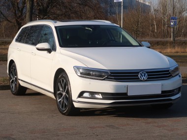 Volkswagen Passat B8 Salon Polska, Serwis ASO, Automat, Skóra, Navi, Klimatronic,-1