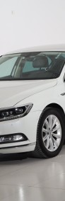 Volkswagen Passat B8 , Automat, Skóra, Navi, Klimatronic, Tempomat, Parktronic,-3