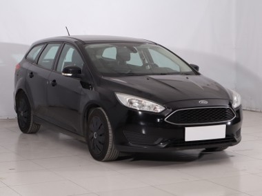Ford Focus III , Salon Polska, Klima, Parktronic, Podgrzewane siedzienia-1