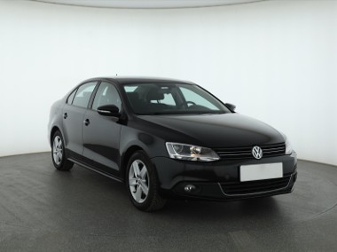 Volkswagen Jetta VI , Salon Polska, Klimatronic, Tempomat, Parktronic,-1